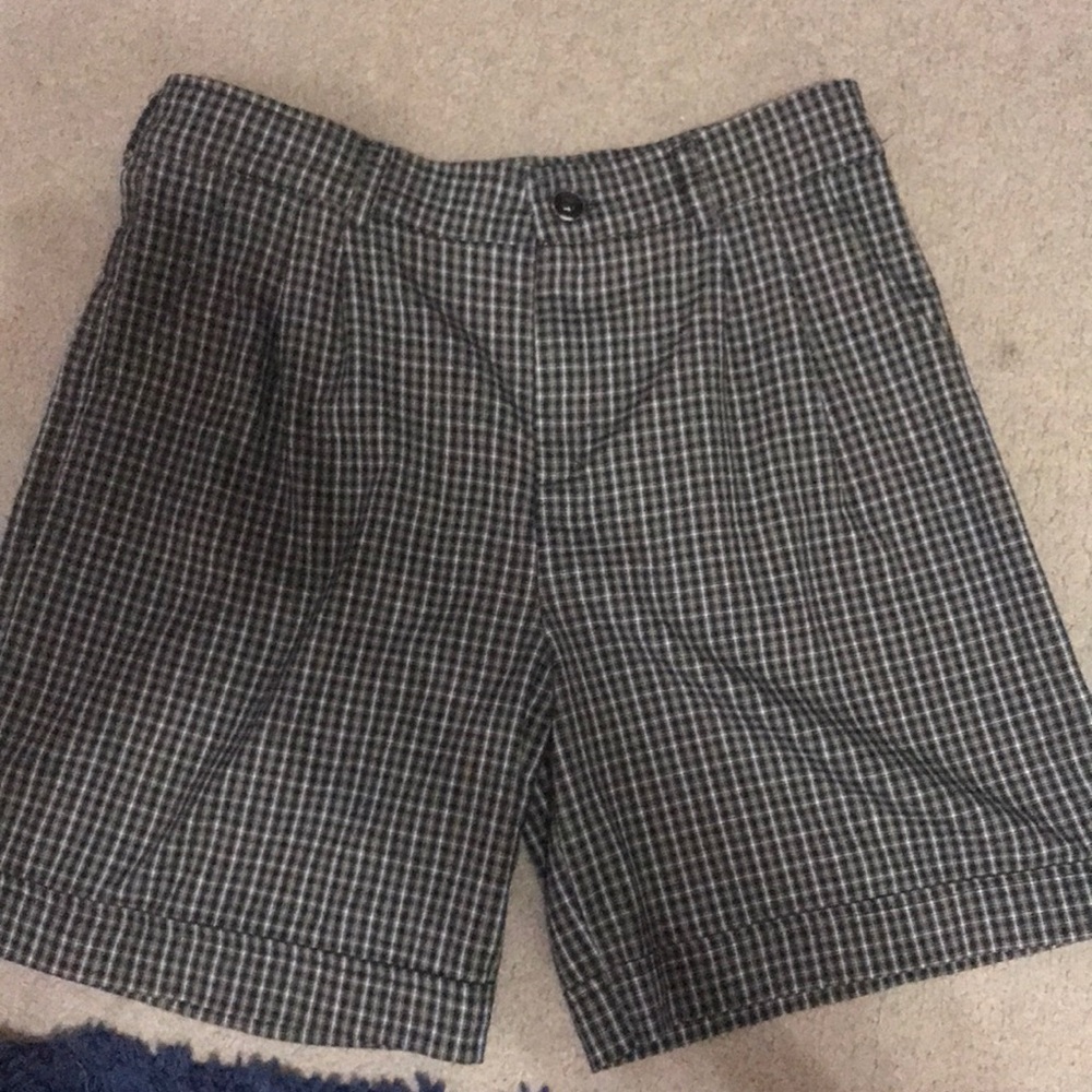 High waisted Bermuda shorts